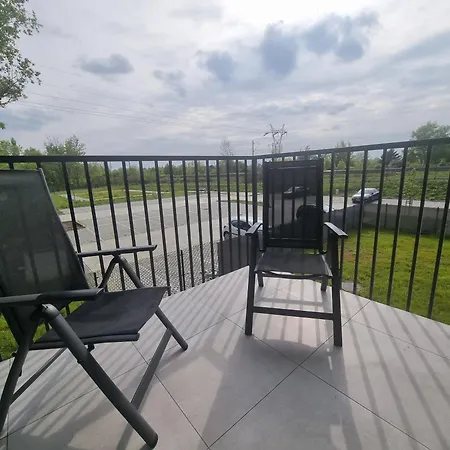 Апартаменти Sky W21 Atlas Arena *