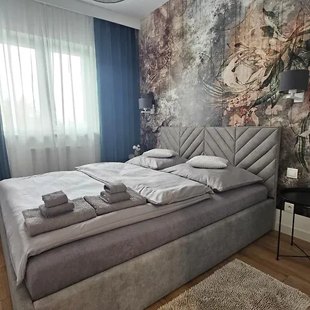 Apartment Sky W21 Atlas Arena *