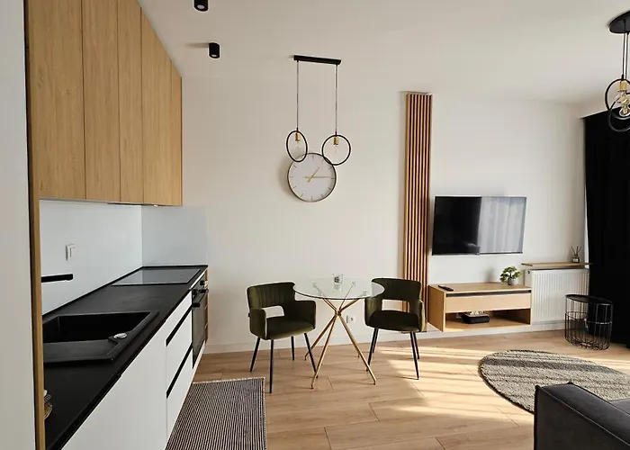 Sky W21 Atlas Arena *